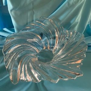 Vintage Mikasa Centerpiece Swirl Bowl